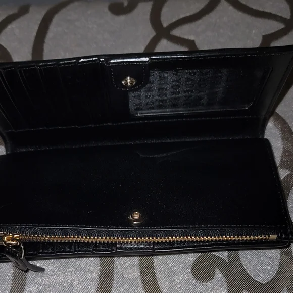 Kate Spade Patterson Drive Braylon Black Wallet in Pebbled Leather. EUC - Picture 6 of 15